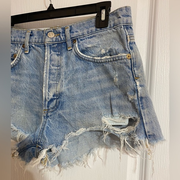 Aritzia Agolde Parker Vintage Cut-Off Distressed Rip Jean Denim Shorts Size 27 - Picture 5 of 16